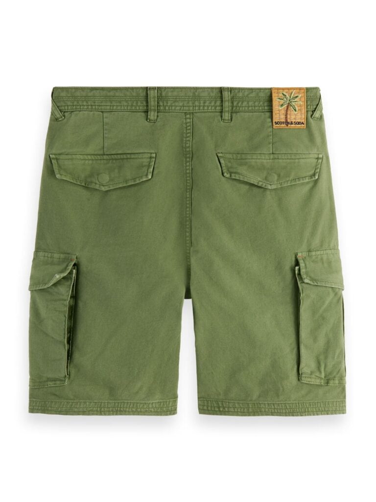 Scotch & Soda 165972 :  Fave garment-dyed cargo short - Army - Image 2
