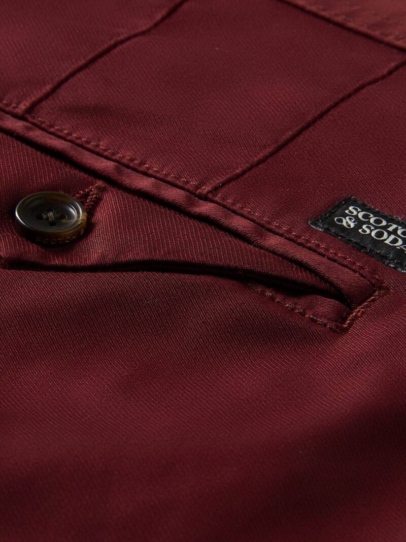 Scotch & Soda 168955 : Mott super-slim organic cotton twill chino Bordeaux - Image 3