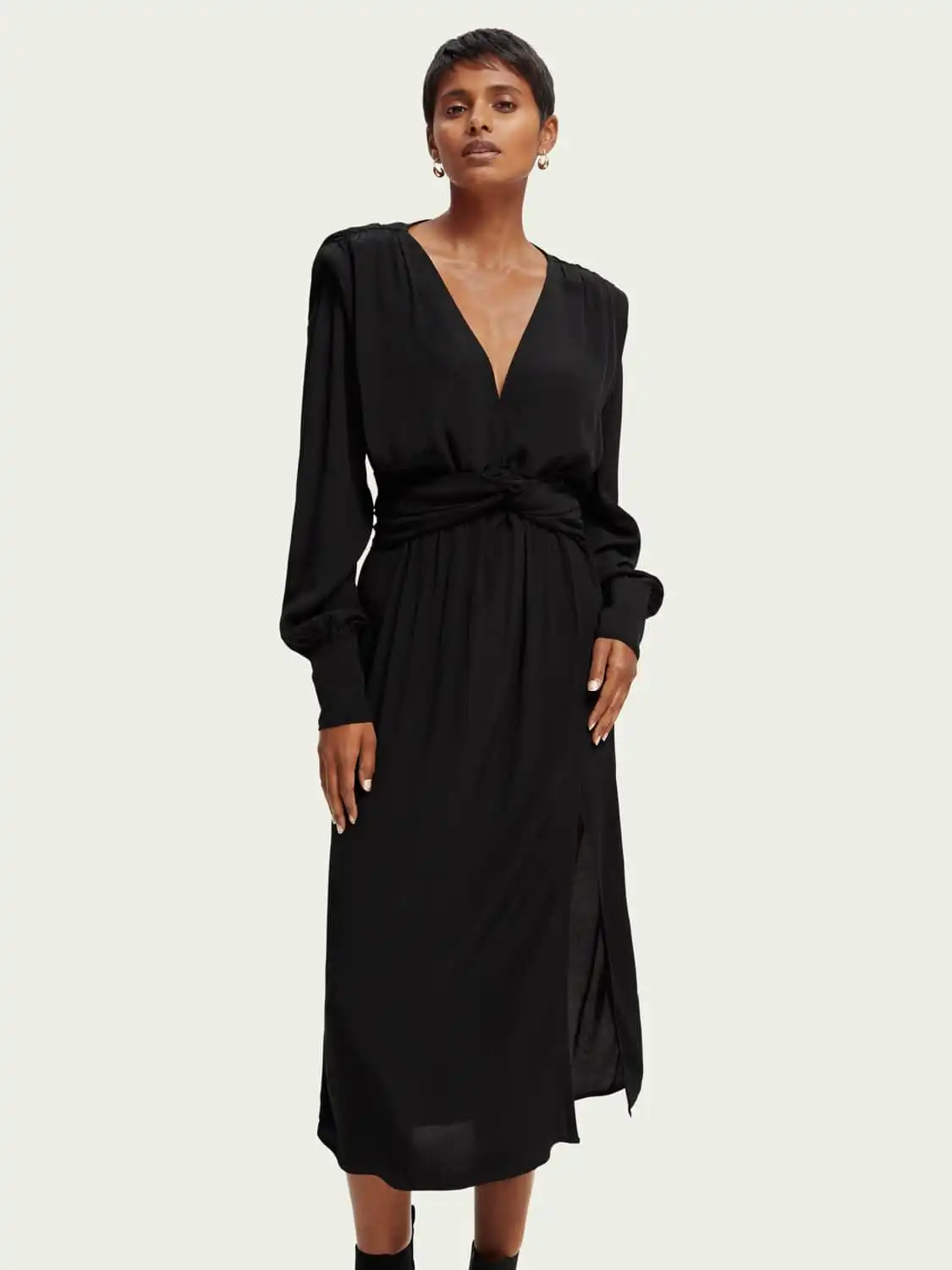 Scotch & Soda 170956 :  Long-sleeved belted V-neck midi dress Black