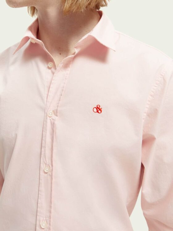 Scotch & Soda 169718  : Slim fit poplin shirt, Rose - Image 3