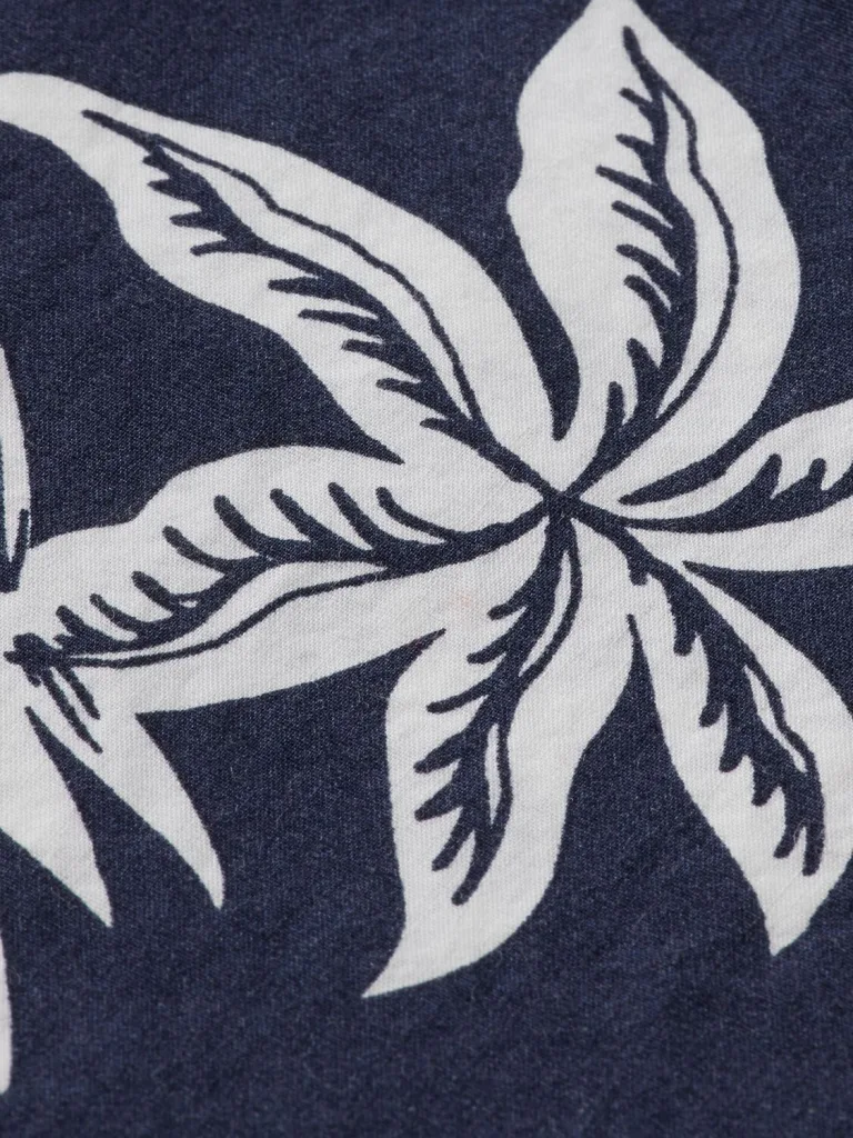 Scotch & Soda 172467:  Printed poplin Bermuda shorts, Navy leaf - Image 6