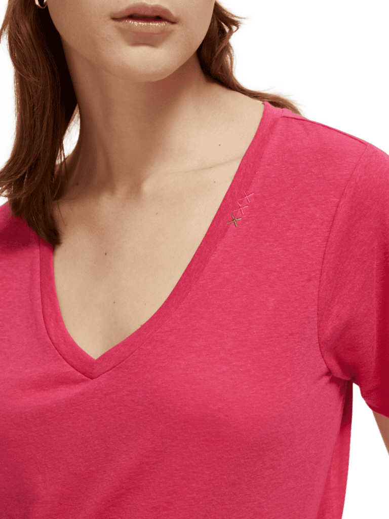 Scotch & Soda 173275: Embroidered V-neck T-shirt, Pop pink - Image 5