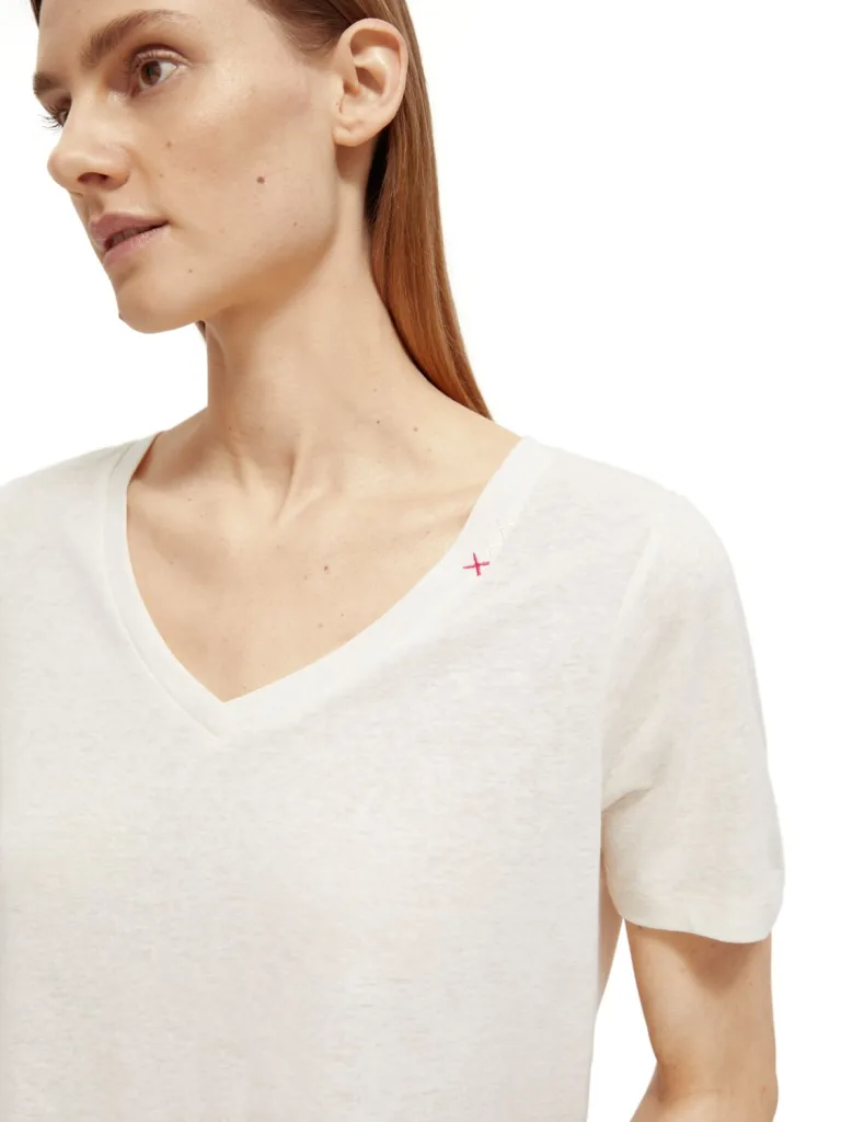 Scotch & Soda 173275: Embroidered V-neck T-shirt, Off white - Image 3