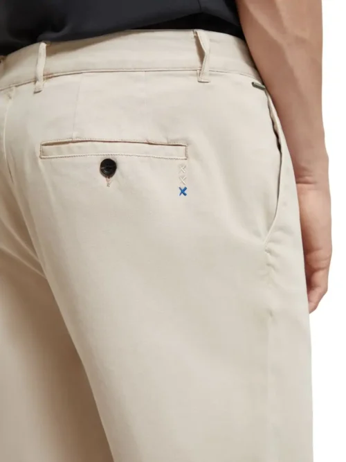 Scotch & Soda 176985 : Drift Garment-Dyed Stretch Twill Chino Off white image3