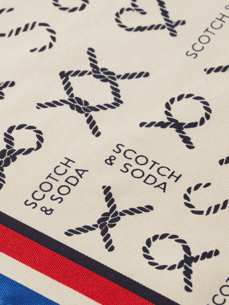 Scotch & Soda 176442 : Printed Square Scarf - Image 4