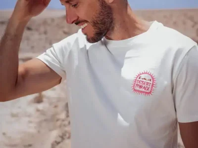 A Fish named Fred : T-shirt desert mirage