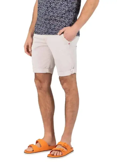 Timezone: Slim Luca Short washed ecru