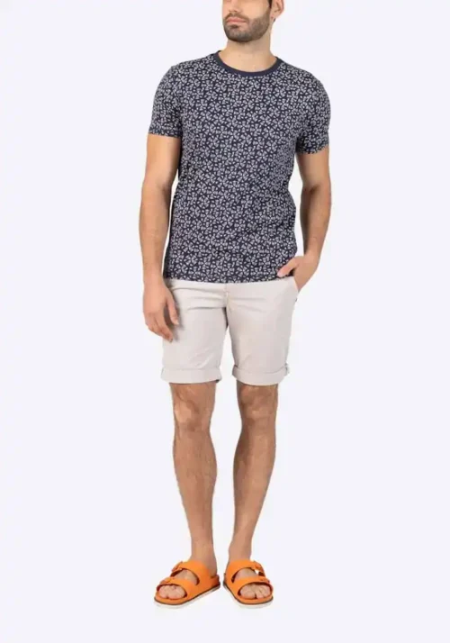 Alternative view of Timezone: Slim Luca Short washed ecru