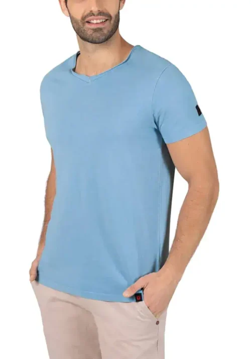 Timezone - Garment Dye V-Neck T-Shirt Light blue
