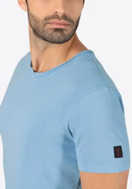 Timezone - Garment Dye V-Neck T-Shirt Light blue - Image 4