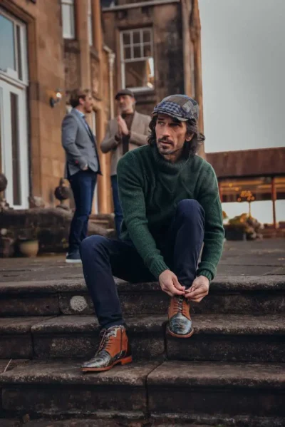 Alternative view of A Fish Named Fred 32.284 - Flatcap Check, Dark Green
