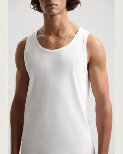 Alternative view of Dstrezzed Kev Singlet, White