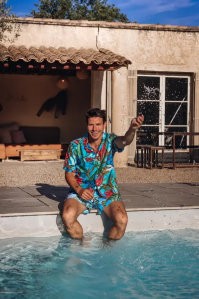 Alternative view of A Fish Named Fred- 33.056 - Flower Canvas Shirt